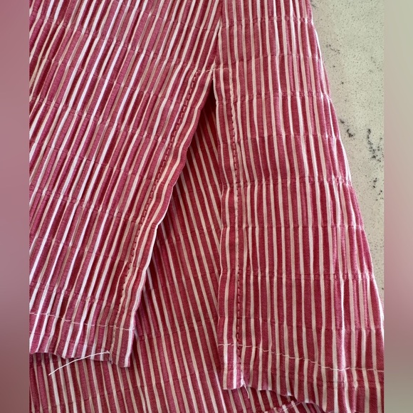 ULLA POPKEN Textured Stripe Button Front Stretch Blouse Sz 12/14 Magnolia Red - Picture 12 of 14